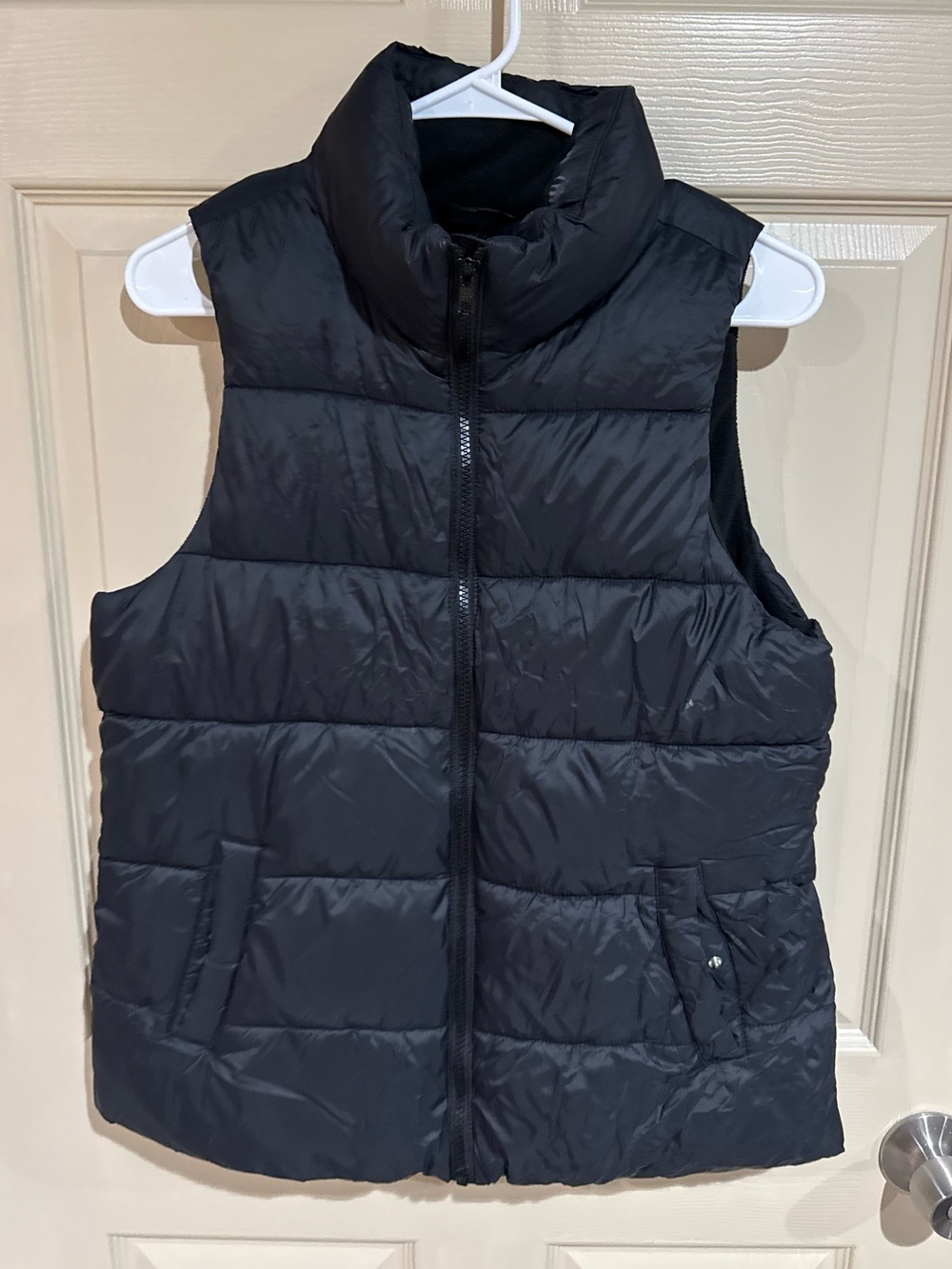 Old Navy Black Quilted Puffer Vest